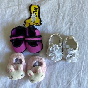Baby Shoes/Slippers Set